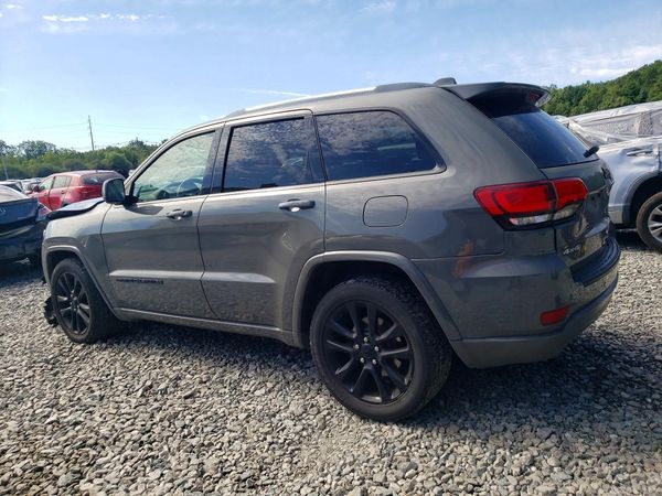 2020 JEEP GRAND CHEROKEE Laredo