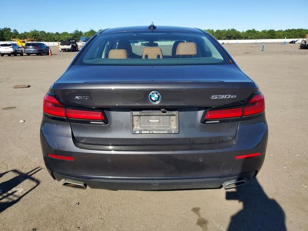 2022 BMW 530XE