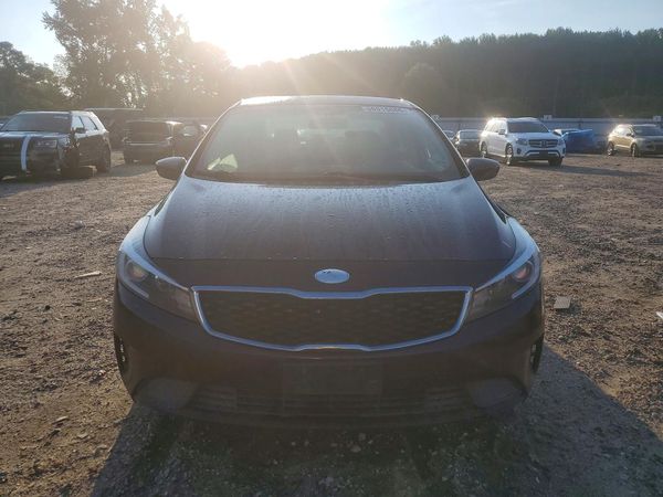 2017 KIA FORTE
