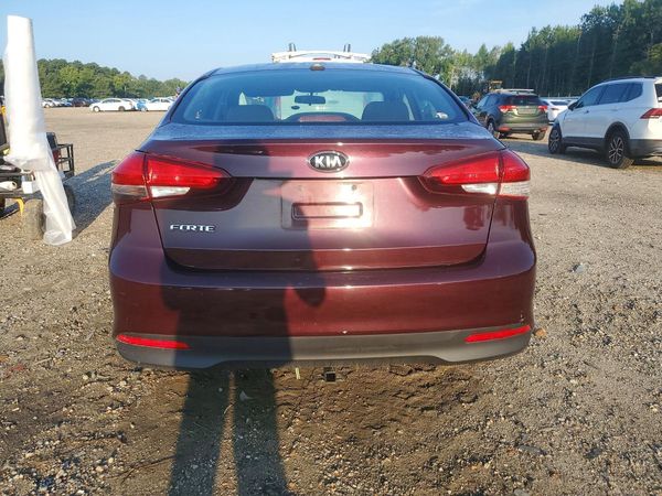 2017 KIA FORTE