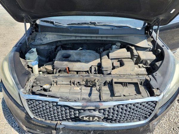 2017 KIA SORENTO L, LX