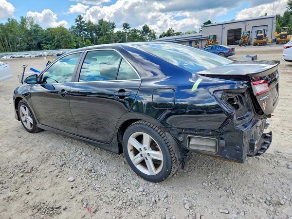 2013 TOYOTA CAMRY