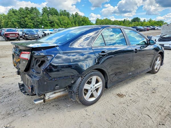 2013 TOYOTA CAMRY