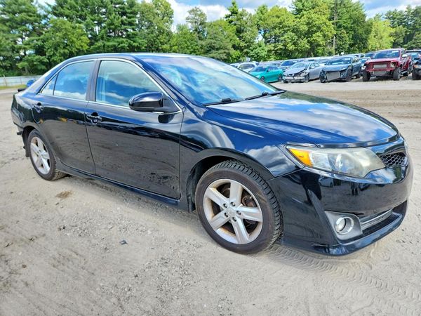 2013 TOYOTA CAMRY