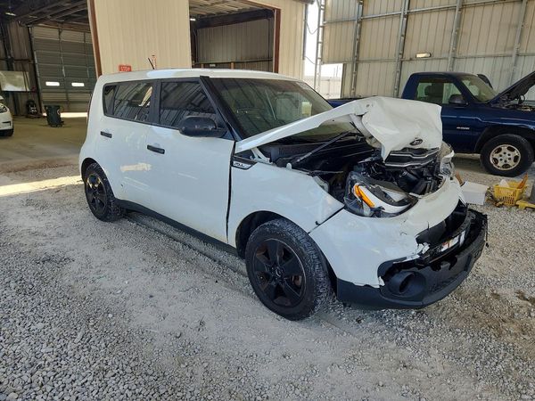 2019 KIA SOUL Base