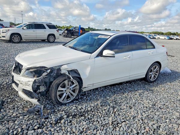 2014 MERCEDES-BENZ C C300 4 MATIC