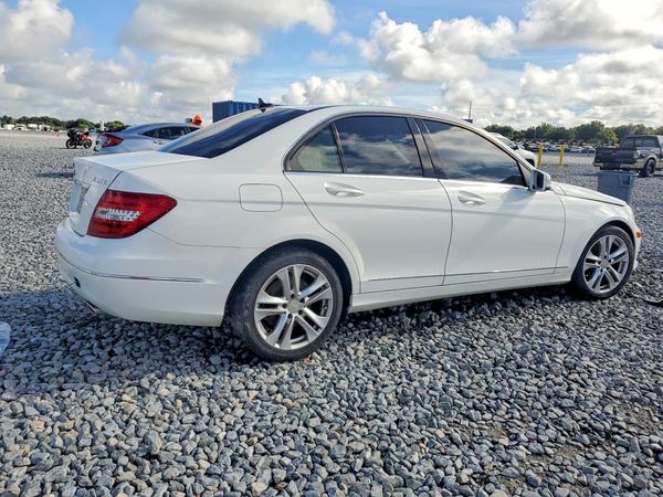 2014 MERCEDES-BENZ C C300 4 MATIC
