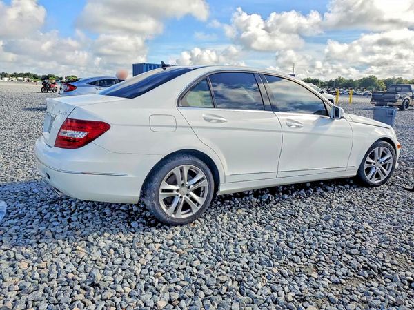 2014 MERCEDES-BENZ C C300 4 MATIC