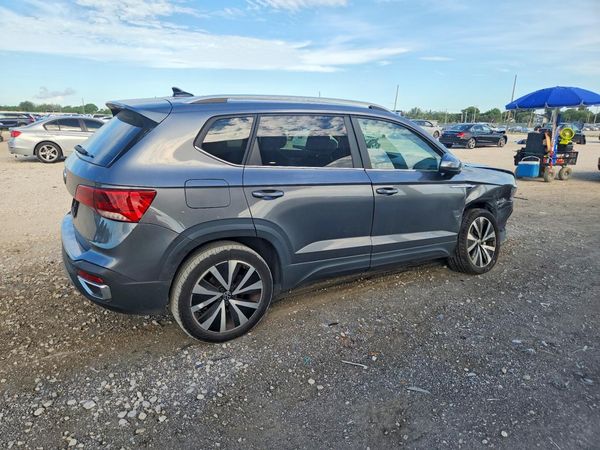 2022 VOLKSWAGEN TAOS