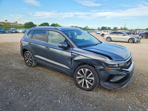 2022 VOLKSWAGEN TAOS