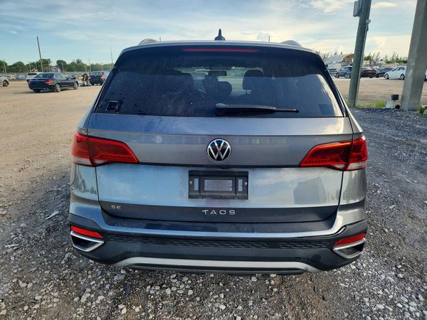 2022 VOLKSWAGEN TAOS
