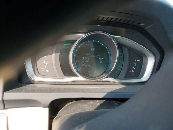2014 VOLVO S60