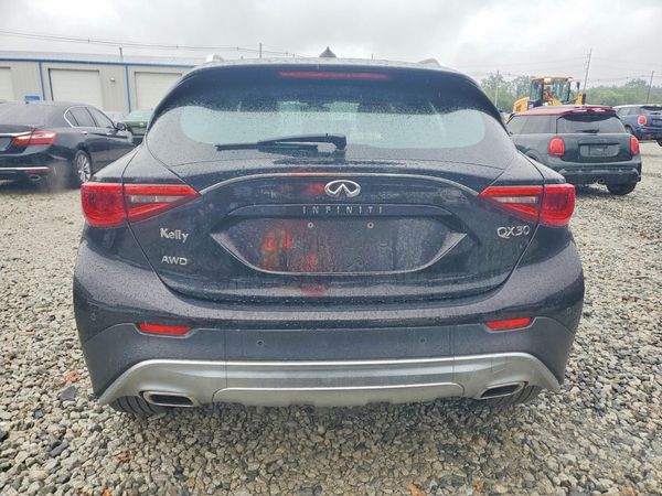 2018 INFINITI QX30