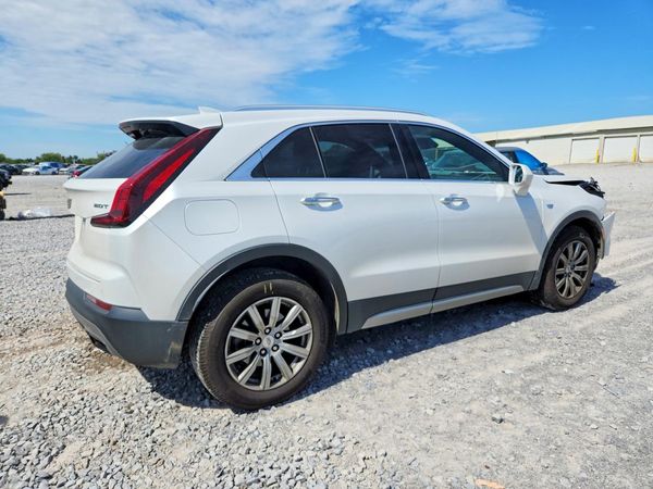 2019 CADILLAC XT4 Premium Luxury