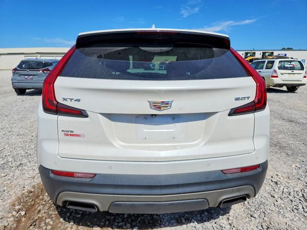 2019 CADILLAC XT4 Premium Luxury