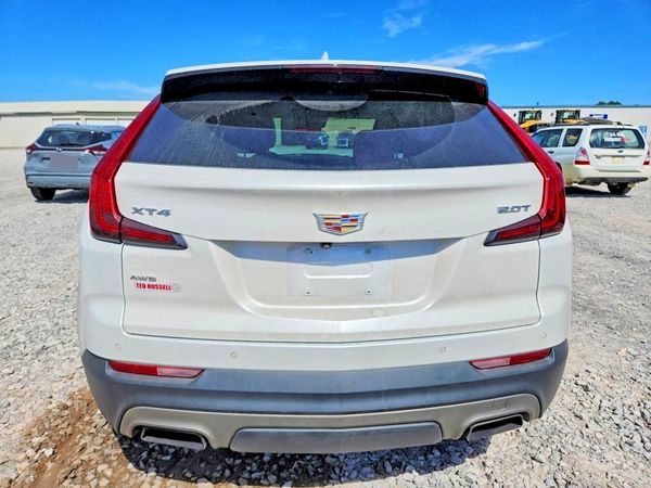 2019 CADILLAC XT4 Premium Luxury