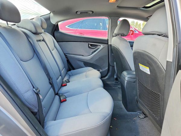 2013 HYUNDAI ELANTRA