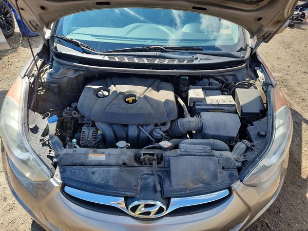 2013 HYUNDAI ELANTRA
