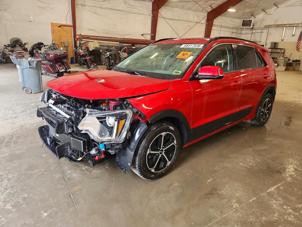 2023 KIA NIRO EX