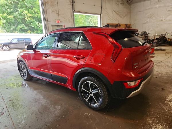 2023 KIA NIRO EX