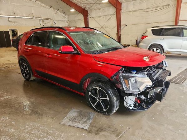 2023 KIA NIRO EX