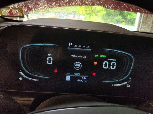 2023 KIA NIRO EX