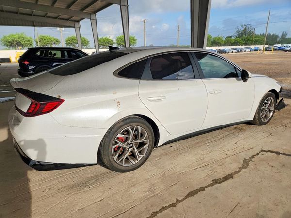 2022 HYUNDAI SONATA