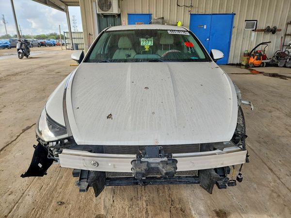 2022 HYUNDAI SONATA