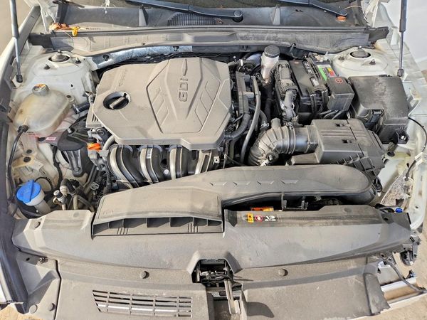2022 HYUNDAI SONATA