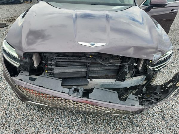 2022 GENESIS GV70