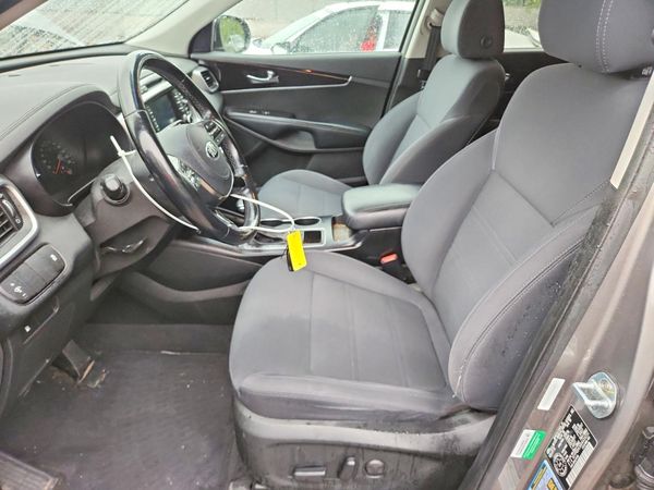 2019 KIA SORENTO L, LX, S
