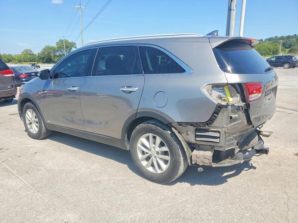 2017 KIA SORENTO L, LX