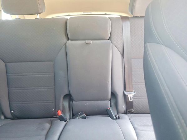 2017 KIA SORENTO L, LX