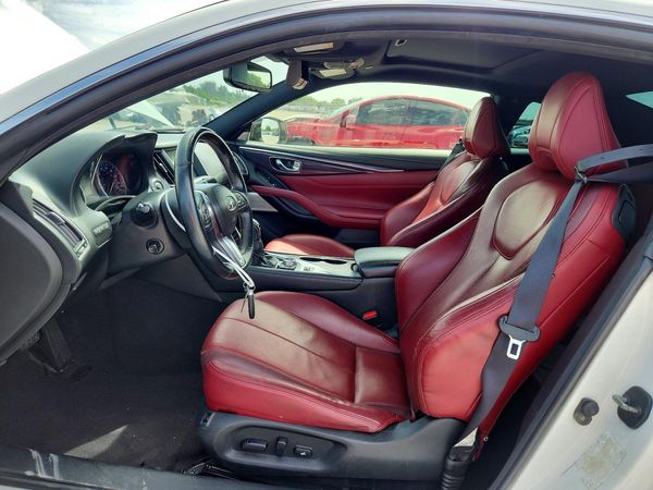 2017 INFINITI Q60 — DENT