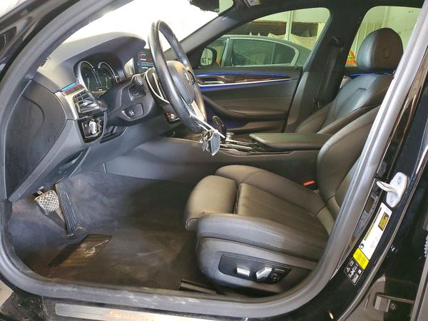 2018 BMW 530 xDrive — DENT