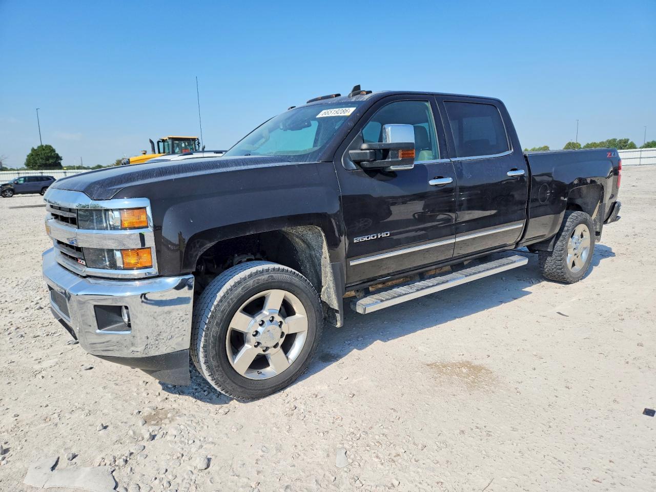 2019 CHEVROLET SILVERADO LTZ — Front 3/4