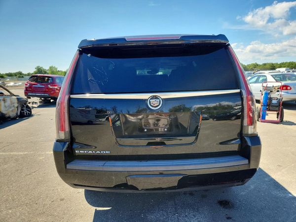 2015 CADILLAC ESCALADE Luxury