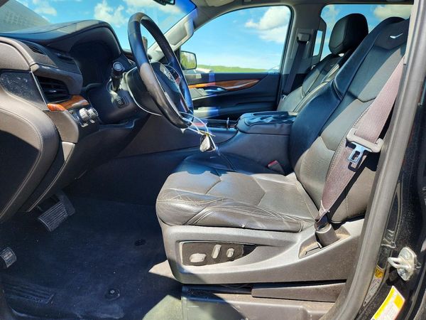 2015 CADILLAC ESCALADE Luxury