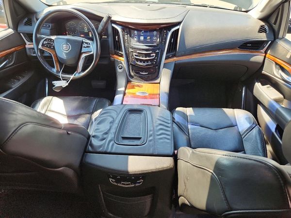 2015 CADILLAC ESCALADE Luxury