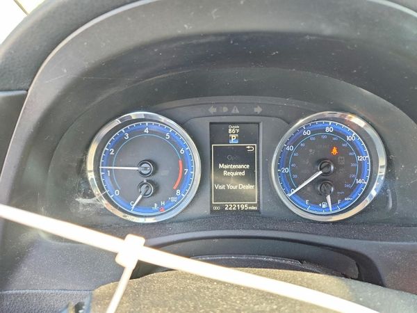 2017 TOYOTA COROLLA