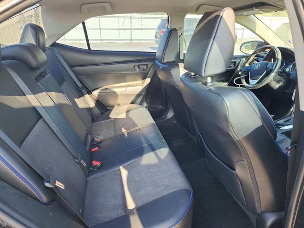 2017 TOYOTA COROLLA