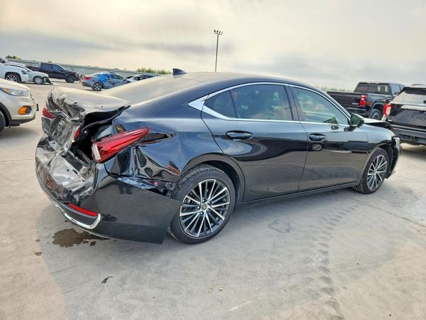 2025 LEXUS ES 300H