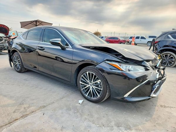2025 LEXUS ES 300H
