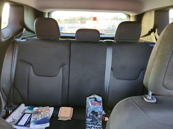 2020 JEEP RENEGADE SPORT — SUVN