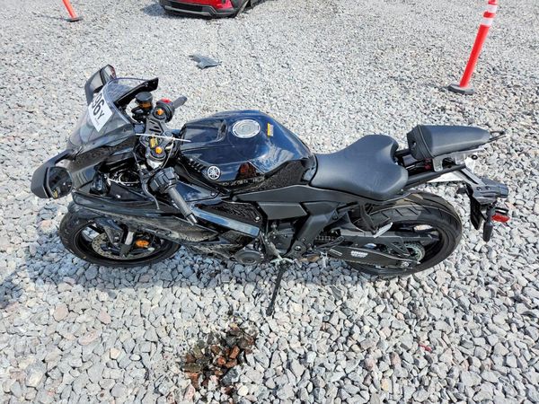 2026 YAMAHA YZF690
