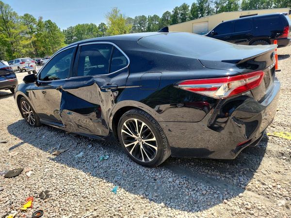 2019 TOYOTA CAMRY