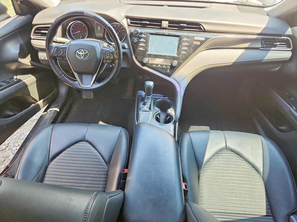 2019 TOYOTA CAMRY