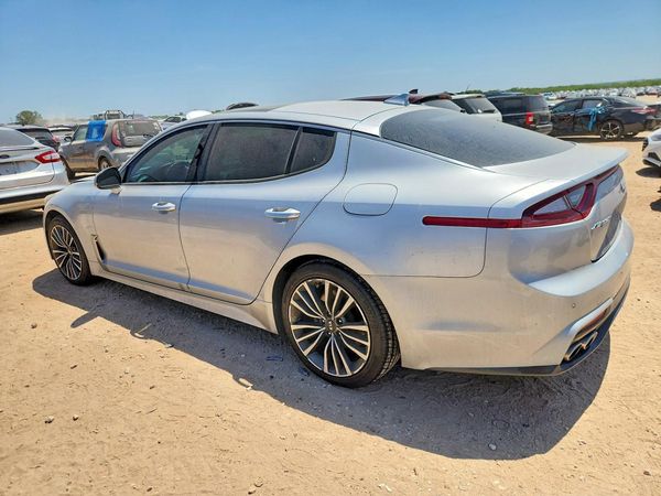 2018 KIA STINGER