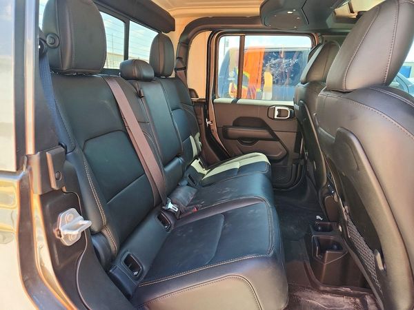 2025 JEEP GLADIATOR