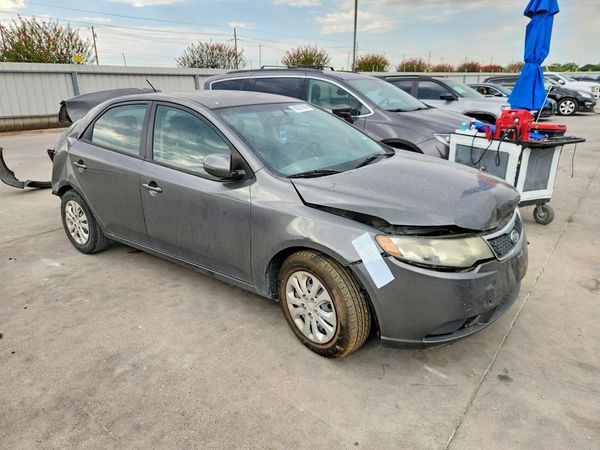 2013 KIA FORTE EX